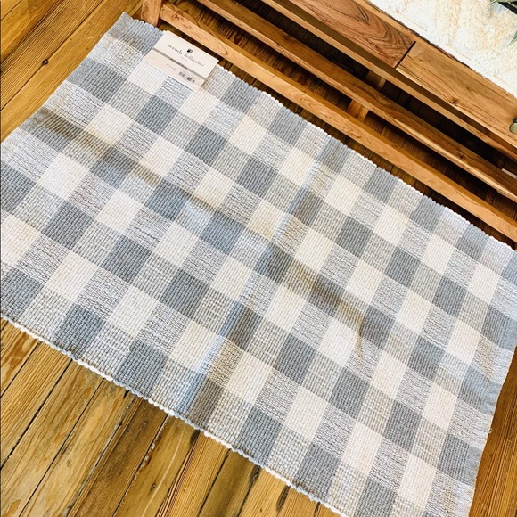 GRAY AND WHITE BUFFALO PLAID RUG - Picture 3 of 5